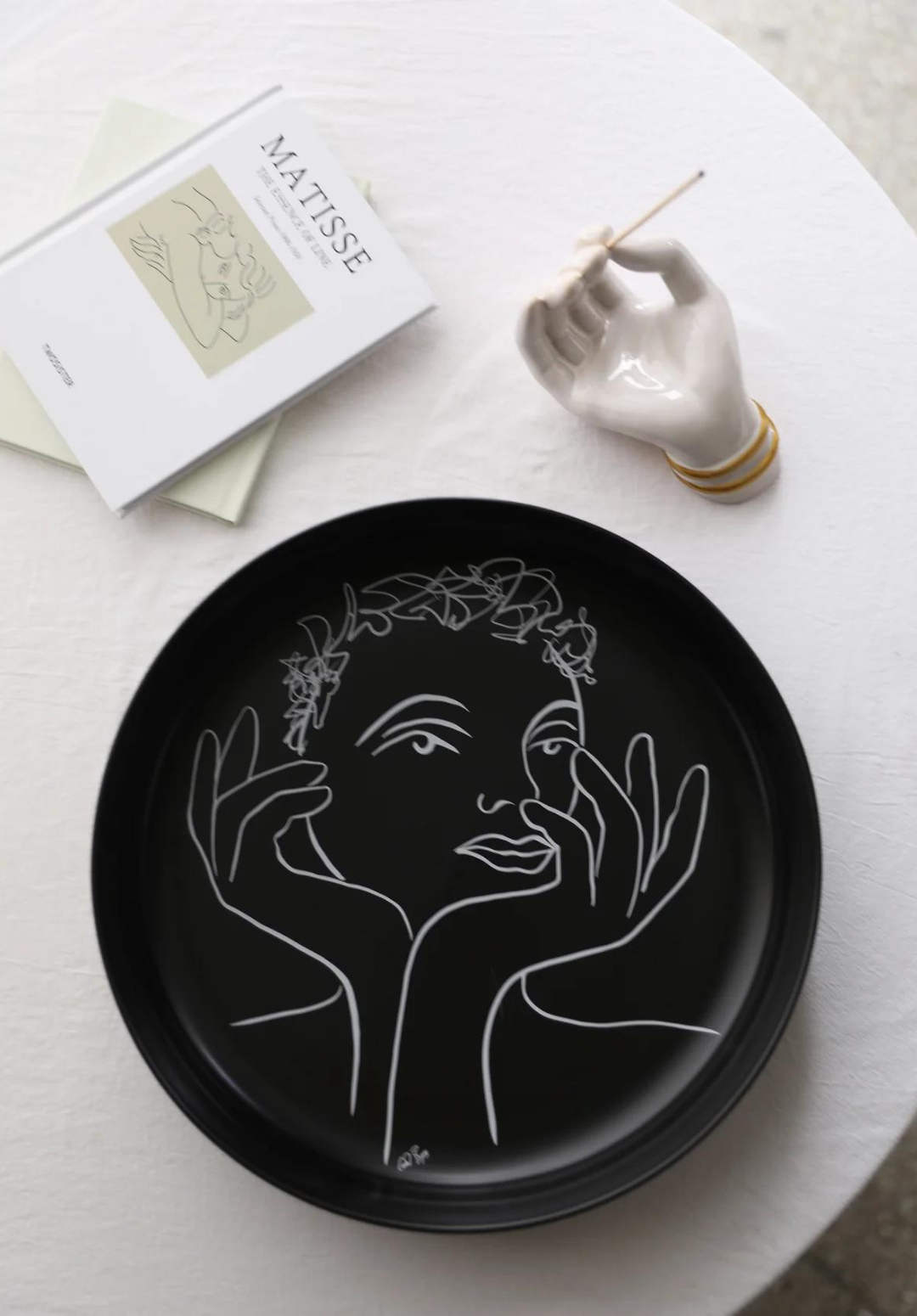 Sketch Decorative Low Bowl - Artistic Porcelain Design