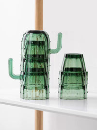 Cactus-shaped green glass cups, set of four. | Kaktusformade gröna glas, set om fyra.
